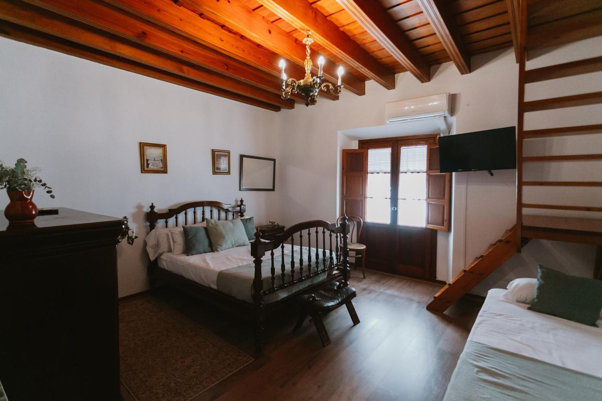Komodo Casa Maravillas * Sevilla
